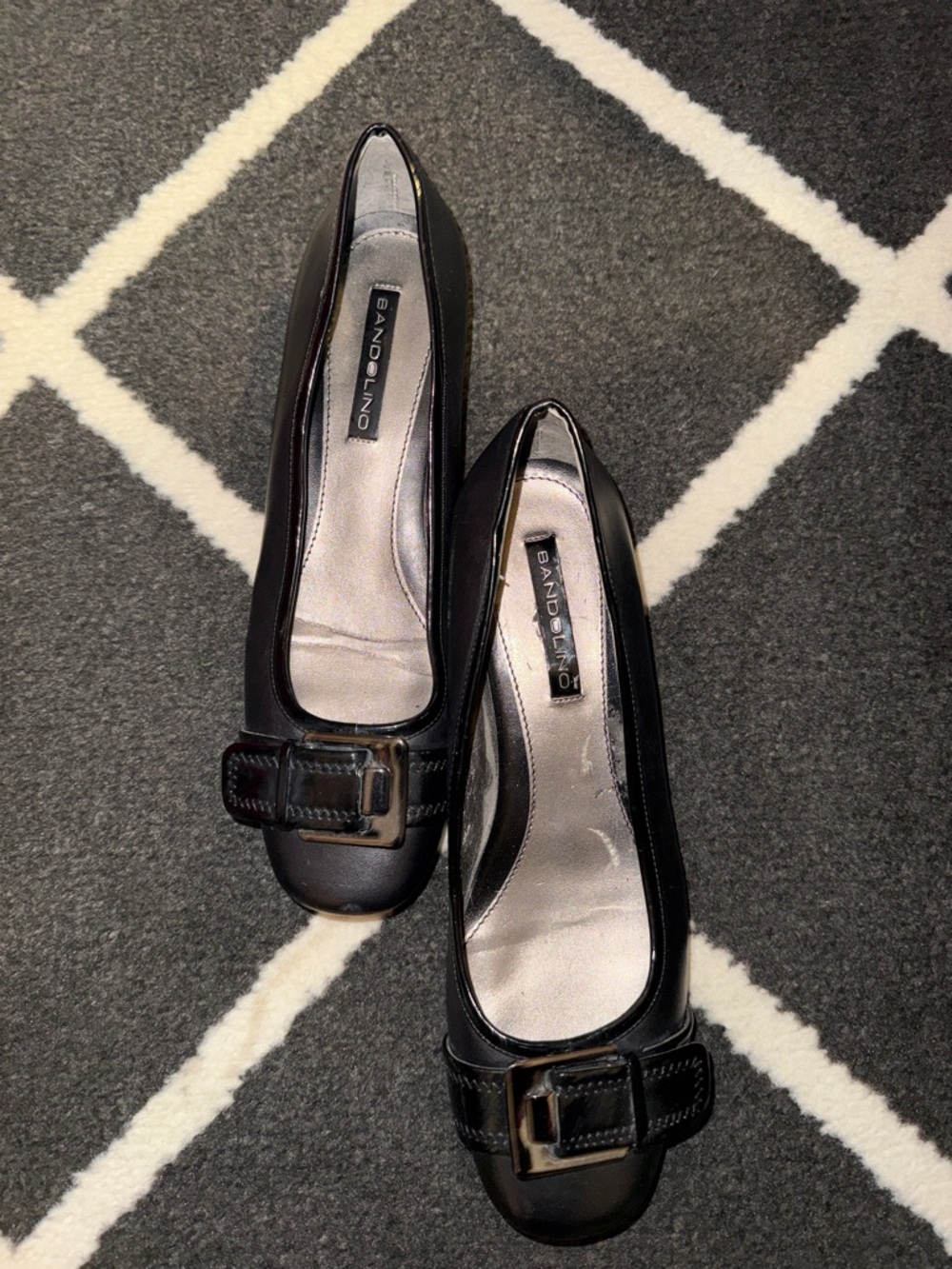 Bandolino Black Leather Buckle Ballet Flats